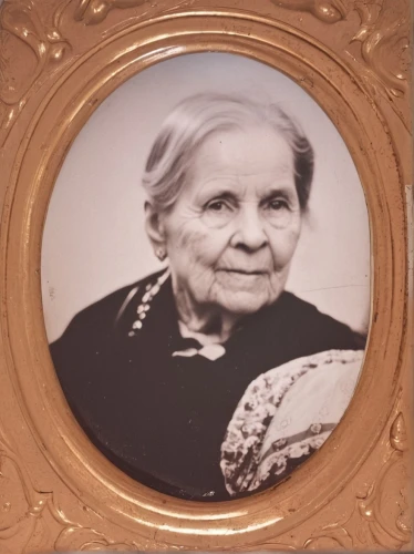 vintage female portrait,barbara millicent roberts,elderly lady,ambrotype,grandmother,charlotte cushman,old elisabeth,old woman,grama,elderly person,female portrait,rose woodruff,vintage photo,portrait of christi,photograph album,lilian gish - female,older,digital photo,older person,madeleine,Photography,Black and white photography,Black and White Photography 15