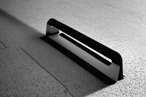 handrail,shoulder plane,jaw harp,stapler,macro rail,clothes pin,school benches,table knife,hinge,trailer hitch,metal railing,percussion mallet,rebate plane,street furniture,door handle,handrails,cattle trough,bench,handles,chopping board,Illustration,Black and White,Black and White 04
