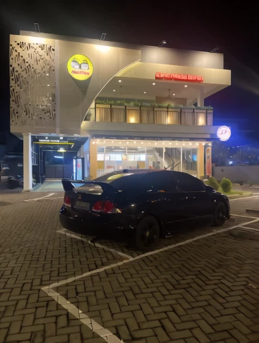 car showroom,volvo s60,bmw 5 series,volvo s80,bmw 3 series (e90),photo session at night,opel insignia,bmw 3 series (f30),volvo c70,car salon,c300 sport 4matic,opel astra,bmw 335,volvo v40,8 series,render,bmw 3 series,car boutique,parking place,volvo s70