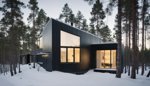 cubic house,inverted cottage,house in the forest,cube house,timber house,winter house,snowhotel,snow house,small cabin,mirror house,snow shelter,frame house,wooden house,modern architecture,scandinavian style,snow roof,modern house,cube stilt houses,summer house,holiday home,Photography,Documentary Photography,Documentary Photography 04