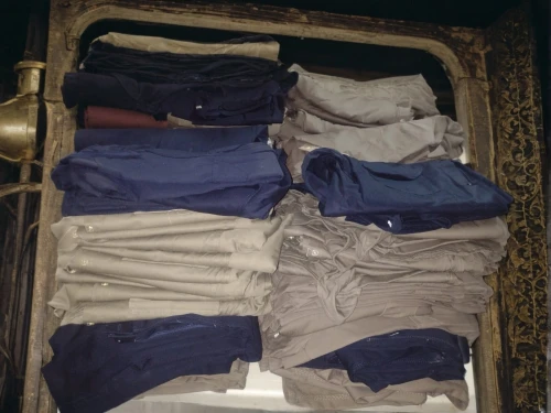 packing,suitcases,hand luggage,steamer trunk,old suitcase,wardrobe,suitcase,a drawer,luggage compartments,luggage,suit trousers,clotheshorse,collection of ties,clothes,luggage and bags,travel bag,packed up,compartments,pack,carry-on bag