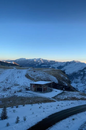pikes peak highway,colorado,bannack camping tipi,bannack,the cabin in the mountains,tekapo,hood springs,vail,house in the mountains,sunrise at black hawk,telluride,snowy mountains,montana,wyoming,south georgia,pyrenees,panoramic photo,pano,bannack assay office,sunshinevillage