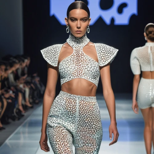 chain mail,runway,wire mesh,runways,catwalk,fashion design,geometric style,openwork,paper lace,snake skin,diamond plate,mesh and frame,macrame,one-piece garment,patterned,menswear for women,mesh,jewelry（architecture）,woven fabric,geometric pattern,Photography,General,Realistic