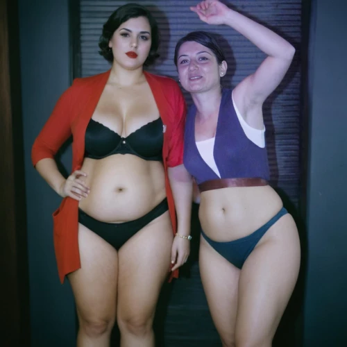 gordita,plus-size model,plus-size,two piece swimwear,cutouts,genes,plus-sized,fat,weight loss,cellulite,retro women,keto,mannequins,two girls,goura victoria,mexican,bathing suit,singer and actress,kapparis,bellies