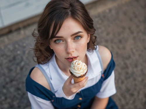 woman with ice-cream,woman eating apple,sundae,woman holding pie,girl with bread-and-butter,ice cream,icecream,ice-cream,vintage girl,retro girl,sweet ice cream,meringue,macaron,variety of ice cream,soft ice cream,waitress,hostess,blue bell,dessert,milk ice cream,Photography,General,Natural
