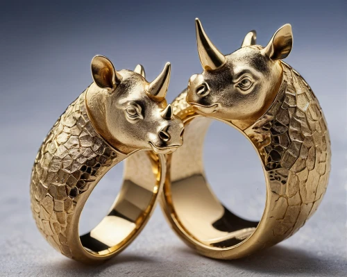 gold deer,gold jewelry,couple boy and girl owl,grave jewelry,gold rings,ring jewelry,ring with ornament,wedding rings,rabbits and hares,gift of jewelry,jewelry,jewelry manufacturing,jewellery,owls,wedding ring,female hares,whimsical animals,hares,golden ring,body jewelry