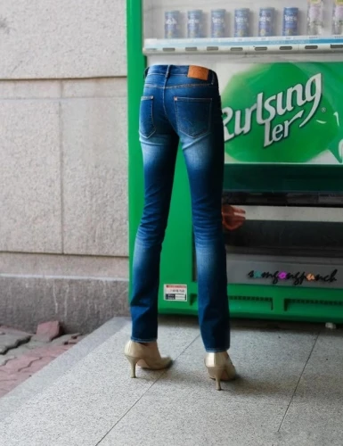 high waist jeans,skinny jeans,carpenter jeans,high jeans,jeans,denims,denim jeans,jeans pocket,blue jeans,heineken1,street fashion,sagging,loose pants,bluejeans,trousers,pants,jeans pattern,woman's legs,mind the gap,boots turned backwards