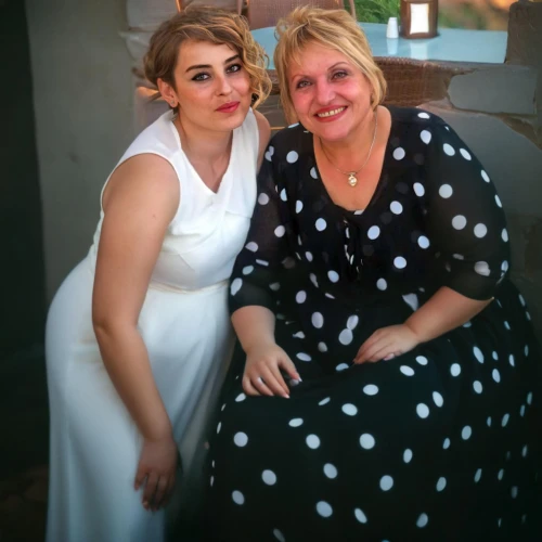 wedding photo,mother of the bride,polka dot dress,wedding icons,wedding,bridal shower,wedding reception,wedding details,silver wedding,wedding couple,just married,godmother,wedding dresses,mom and daughter,social,business women,wedding photographer,baby shower,mother and daughter,knokke