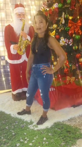 scandia christmas,santa and girl,social,christmas picture,natal lily,christmas pictures,kathia,christmas celebration,christmas buden,christmas party,xmas,the girl next to the tree,christmas photo,christmas child,merry,mall,christmas time,christmas mood,december,ho ho ho