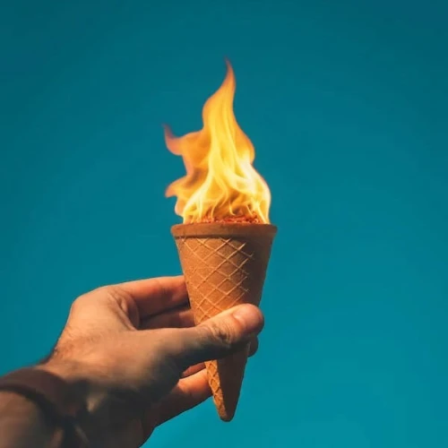 flaming torch,ice cream cone,olympic flame,burning torch,ice cream cones,cones-milk star,torch-bearer,ice cream on stick,soft serve ice creams,torch,fire background,the white torch,ice-cream,queso flameado,gas flame,to burn,light cone,cone,ice cream,flame