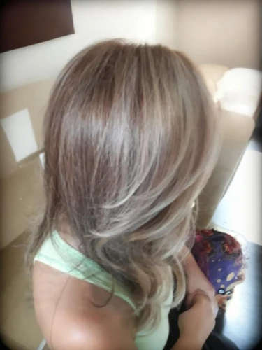 hair coloring,caramel color,natural color,smooth hair,layered hair,hair,lace wig,brown,blond hair,hairstylist,hairstyler,short blond hair,trend color,asymmetric cut,back of head,artificial hair integrations,blond,champagne color,haired,hair shear