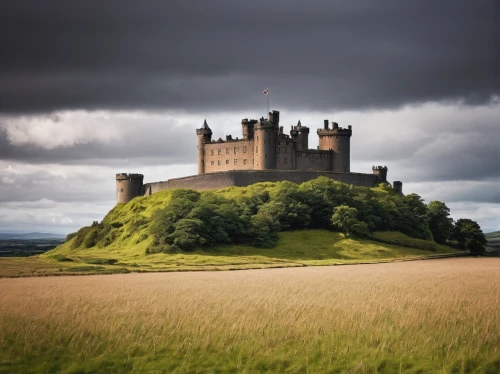 alnwick castle,bamburgh,northumberland,castle bran,scotland,castles,scottish folly,alnwick,newcastle castle,drum castle,gold castle,castel,haunted castle,north of scotland,summit castle,camelot,edinburgh,united kingdom,aberdeenshire,medieval castle,Photography,Documentary Photography,Documentary Photography 19