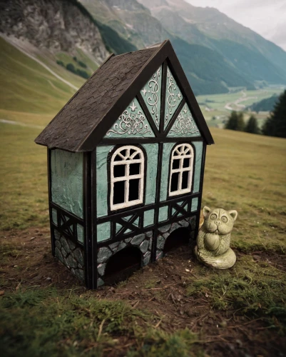 miniature house,fairy house,little house,mountain hut,alpine hut,lonely house,dog house,small house,wood doghouse,alpine pastures,outhouse,lawn ornament,house in mountains,home landscape,house in the mountains,bird house,birdhouse,ancient house,wooden hut,wooden birdhouse,Small Objects,Outdoor,Swiss Landscapes