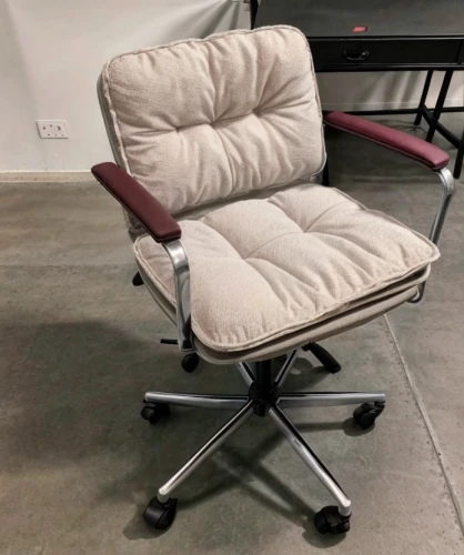 office chair,sleeper chair,tailor seat,new concept arms chair,chair png,seat tribu,folding chair,club chair,recliner,chair,seating furniture,toyota comfort,wing chair,camping chair,armchair,chair circle,industrial design,chaise longue,seat,chaise