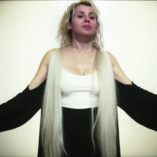 silphie,cruella de ville,lace wig,stream,marylyn monroe - female,rockabella,streaming,wig,fantasy woman,queen bee,cruella,album cover,photo session in bodysuit,blonde woman,blond hair,femme fatale,white lady,soundcloud icon,celastrina,png transparent