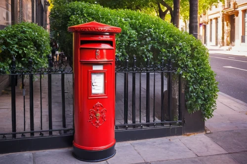 post box,postbox,letter box,letterbox,newspaper box,mail box,mailbox,pall mall,united kingdom,courier box,parcel mail,great britain,telephone booth,bollard,parcel post,postman,british,british flag,postage,union flag,Art,Artistic Painting,Artistic Painting 40