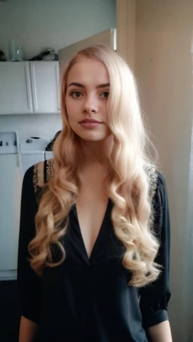 social,silphie,blonde woman,real estate agent,long blonde hair,cool blonde,na,sad woman,business woman,saxon,blonde hair,twitch,brhlík,blonde,stream,18,tiktok,twitch icon,gorj,kapparis