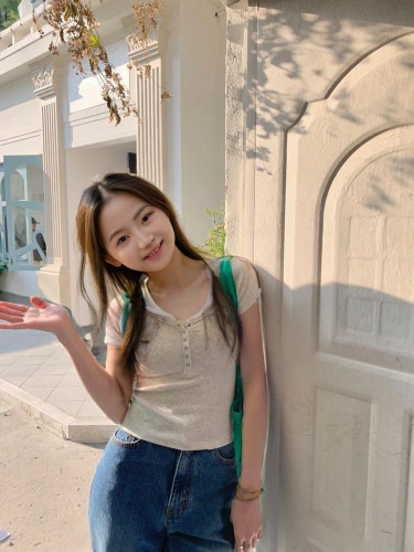 vintage asian,beverly hills,vintage angel,cute pretty,out side,vietnamese,jeans background,outside,send cute,jean shorts,beverly hills hotel,v sign,blurred,white picket fence,denim skirt,jeans,denim jeans,icon instagram,girl in overalls,in shorts,Female,East Asians,Twintails,Youth adult,M,Ecstatic,Outdoor,Forest