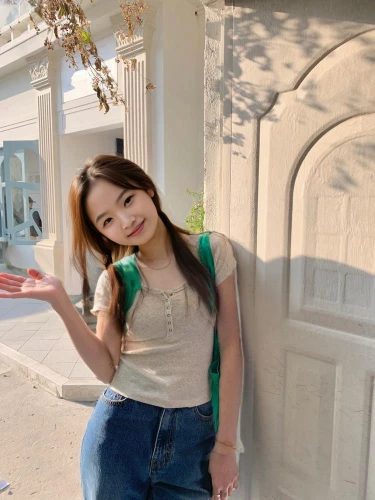 v sign,beverly hills,vintage asian,girl in overalls,vietnamese,child model,send cute,vintage angel,gap kids,beverly hills hotel,outside,adorable,cute pretty,hang loose,cute,overalls,out side,icon instagram,girl in a historic way,fizzy,Female,East Asians,Twintails,Youth adult,M,Ecstatic,Outdoor,Forest