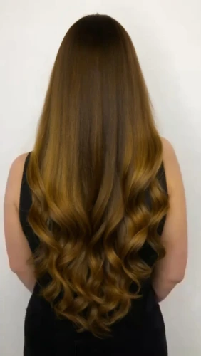 caramel color,smooth hair,layered hair,cg,hair,british semi-longhair,ringlet,golden cut,shoulder length,asymmetric cut,bunny tail,curl,natural color,hair shear,artificial hair integrations,oriental longhair,asian semi-longhair,british longhair,curls,back of head