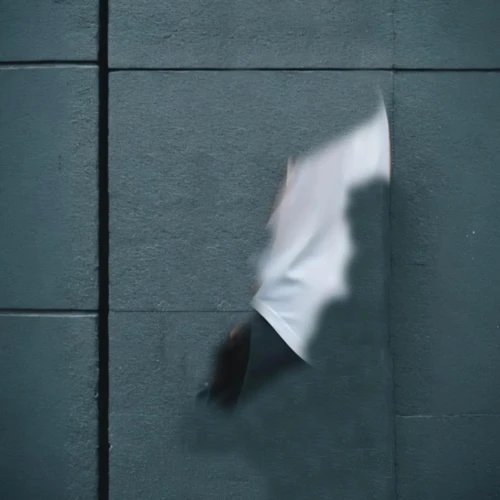 ghost background,flip (acrobatic),the girl is lying on the floor,falling,throwing knife,ghost,partition,pierrot,white coat,the ghost,aikido,crumpled paper,porcelain,ghosts,arrival,gunshot,vertigo,escape,épée,sleepwalking