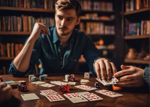 poker set,rotglühender poker,poker,playing cards,card games,card game,play cards,deck of cards,dealer,gambler,board game,dice poker,house of cards,card table,tabletop game,aces,spades,gamble,roulette,tabletop photography,Conceptual Art,Daily,Daily 24