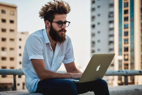 man with a computer,management of hair loss,online business,wordpress development service,make money online,digital marketing,e-mail marketing,payments online,computer business,wordpress development,online course,computer addiction,online marketing,remote work,email marketing,passive income,establishing a business,internet business,writing articles,blogging,Illustration,Retro,Retro 01