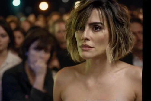 birce akalay,the girl's face,female hollywood actress,dizi,scared woman,media player,movie premiere,premiere,blue jasmine,nerve,hollywood actress,sad woman,valerian,yasemin,pixie-bob,video scene,depressed woman,british actress,video clip,buttercup