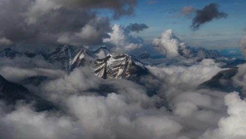 mount everest,cloud mountain,cloud mountains,everest region,over the alps,everest,mont blanc,aiguille du midi,himalayas,top mount horn,bernese alps,cumulus clouds,himalaya,himalayan,high alps,ama dablam,the pamir mountains,annapurna,landscape mountains alps,cumulus cloud,Realistic,Foods,None