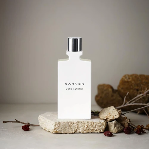 natural perfume,coconut perfume,scent of jasmine,laundress,parfum,christmas scent,creating perfume,fragrance,body oil,product photos,home fragrance,sea water salt,bath oil,liquid hand soap,salt pasture,aftershave,white nougat,argan,geranium maderense,argan tree