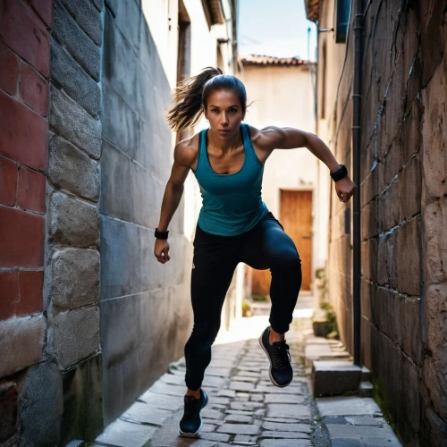female runner,sprint woman,middle-distance running,run uphill,long-distance running,aerobic exercise,basque rural sports,street sports,physical fitness,free running,baguazhang,crossfit,sports exercise,burpee,jump rope,strong woman,kettlebell,endurance sports,circuit training,kettlebells