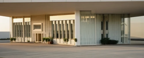 glass facade,window film,chancellery,glass facades,structural glass,the observation deck,dunes house,sliding door,glass wall,observation deck,residential tower,modern architecture,facade panels,modern building,glass building,glass panes,archidaily,office building,residential building,residential house,Photography,General,Realistic