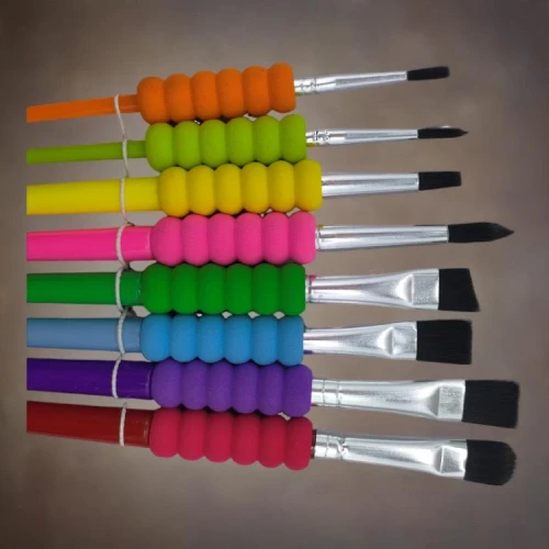 felt tip pens,heat-shrink tubing,paint brushes,golf tees,colored straws,drinking straws,reusable utensils,watercolor arrows,makeup brushes,kitchen utensils,eco-friendly cutlery,knitting needles,cooking utensils,drum mallets,plastic straws,rainbow pencil background,table tennis racket,hamburger set,cocktail umbrella,colourful pencils