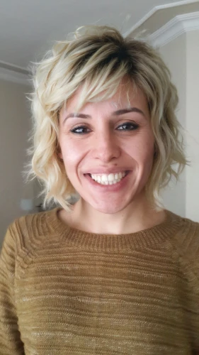 pixie-bob,short blond hair,artificial hair integrations,pixie cut,bob cut,blonde woman,tooth bleaching,a girl's smile,natural cosmetic,blond hair,blond,asymmetric cut,cosmetic dentistry,woman face,hair loss,image editing,real estate agent,blonde,to laugh,hairy blonde