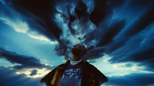 kame sennin,against sky,cloud image,thunderhead,god of thunder,cloud,angelology,thundercloud,photomanipulation,dark cloud,photo manipulation,nine-tailed,cloud play,skyscape,sun god,thundercat,conceptual photography,silhouette of man,the archangel,dramatic sky