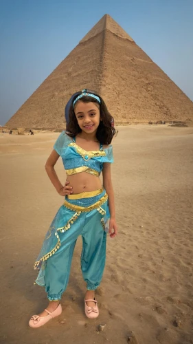 giza,ancient egyptian girl,sphinx pinastri,egypt,ancient egypt,egyptian,step pyramid,ancient egyptian,the great pyramid of giza,dahshur,egyptology,pyramids,khufu,tutankhamun,cleopatra,nile,tutankhamen,kharut pyramid,rem in arabian nights,girl in a historic way