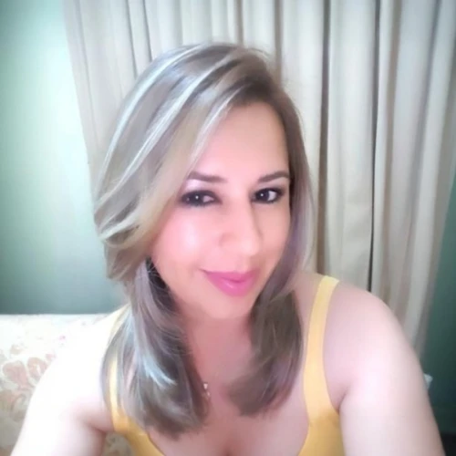 social,short blond hair,iranian,yellow background,persian,arab,blonde,hermosa,ojos azules,streaming,17-50,blond hair,yellow,old look,mrs,a45,golden haired,time for a change,blonde hair,yellow and blue