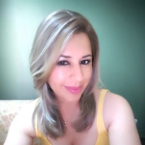 social,short blond hair,streaming,yellow background,iranian,blonde,blond hair,gray-green,arab,persian,image editing,blonde woman,blonde hair,color 1,silver blue,old look,blond,smooth hair,golden haired,grey background