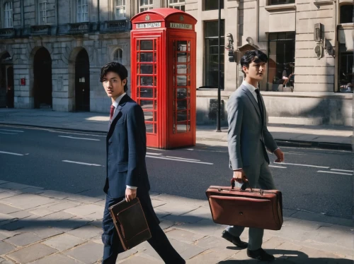 businessmen,business men,briefcase,white-collar worker,leather suitcase,spy visual,suitcases,telephone booth,business bag,business people,suits,doctor bags,overcoat,uniqlo,business icons,street photography,capital cities,london,courier box,suit trousers,Photography,Fashion Photography,Fashion Photography 08
