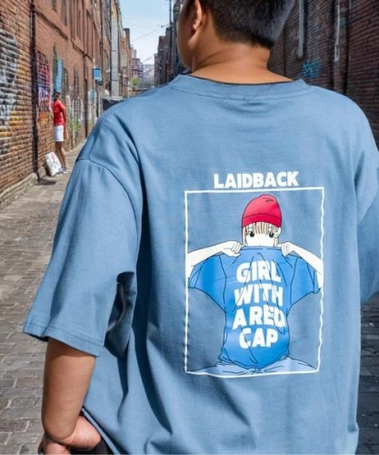 cabs,carsharing,lack,long-sleeved t-shirt,bobby-car,backache,fatback,car car delivery,t-shirt printing,talk-back,back pain,rent a car,back turned,bobby car,cab driver,long-sleeve,car to go,print on t-shirt,backslash,cab,Male,East Asians,Youth adult,XXXL,T-shirt and Jeans,Outdoor,City Alleyway