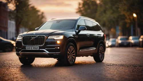 volvo xc90,lincoln navigator,volvo xc60,lincoln aviator,volvo xc70,lincoln mkx,buick enclave,lincoln motor company,volvo cars,q7,audi q5,gmc acadia,lincoln mkt,suv,gmc terrain,audi q7,volvo,borgward hansa,chrysler 300 letter series,jeep grand cherokee,Photography,General,Cinematic