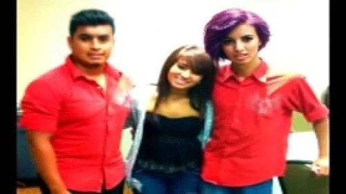 red-purple,three primary colors,violet family,red hair,hair coloring,casal,pink-purple,pink family,redhair,red milan,cosmetology,blurd,blurred,feria colors,nightshade family,red-haired,reddish,social,dark purple,fuschia