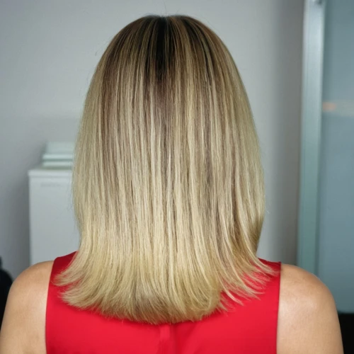 asymmetric cut,back of head,short blond hair,blonde,colorpoint shorthair,blonde woman,natural color,smooth hair,long blonde hair,golden cut,blond,trend color,photo of the back,side-forward view,layered hair,blonde hair,blond hair,bob cut,british semi-longhair,blonde girl,Photography,General,Realistic