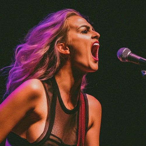 performing,singing,mic,veins,vocal,tongue,playback,fierce,vocals,brisbane,singing hawk,microphone,passion,saxon,ribs,mouth harp,performer,jaw,minneapolis,yawning