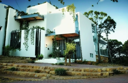 landscape design sydney,landscape designers sydney,hartbeespoort,hacienda,villa,dunes house,garden design sydney,model house,villas,residential house,residence,historic house,exterior decoration,traditional house,southernwood,private house,estate,two story house,house front,house facade,Photography,General,Realistic