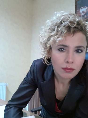 businesswoman,business woman,short blond hair,bussiness woman,business time,webinar,web cam,office worker,suit,videoconferencing,business girl,businessperson,online meeting,job interview,oria hotel,business angel,video conference,moscow watchdog,video chat,video call