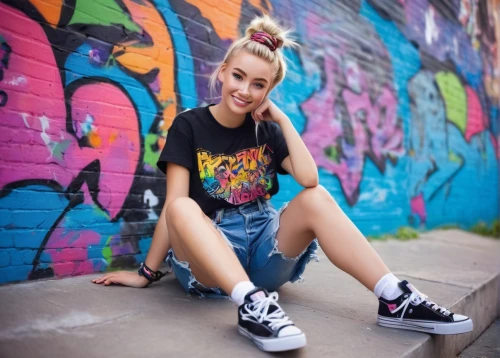 skater,converse,sneakers,vans,punk,girl in t-shirt,lycia,skate shoe,chucks,roller skating,skateboarder,sneaker,artistic roller skating,skateboard,roller skates,street fashion,grunge,graffiti,skate,cute clothes,Illustration,Retro,Retro 04