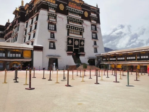 prayer wheels,dzongsar,dzongkhag,kalpa,shambhala,dzongkhags,bhutan,dzongkha,dzong,jokhang,thimphu,dragon palace hotel,mongar,trongsa,lhakhang,xangsane,lauterbrunnen,zermatt,dharmas,gyalwa