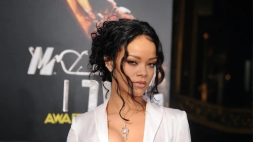 female hollywood actress,asian woman,hollywood actress,sigourney weave,lace wig,jaya,african american woman,tiana,see-through clothing,angelina jolie,black woman,movie premiere,artificial hair integrations,jennifer lawrence - female,bjork,indian celebrity,actress,woman,african woman,a woman