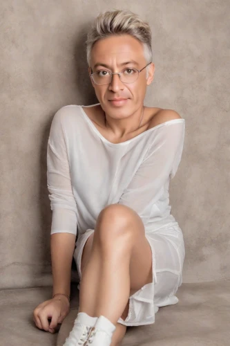 politkovskaya,chukovskaya,shelkovskaya,grankovskaya,mariza,tishkovskaya,koulikovskaya,katergiannakis,birce akalay,ljubica,sergeyeva,eleniak,gerashchenko,biljana,pozdniakova,pishchalnikova,solondz,dragana,milentijevic,geraschenko,Photography,Realistic